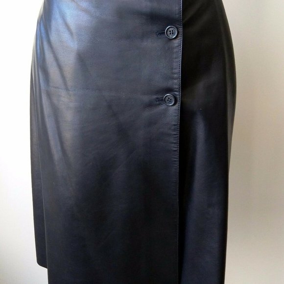 PRADA BLACK SKIRT BUTTER SOFT ITALIAN LEATHER - Picture 1 of 16